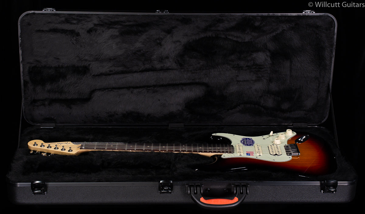 Fender American Deluxe Stratocaster HSS 3-Tone Sunburst (724)