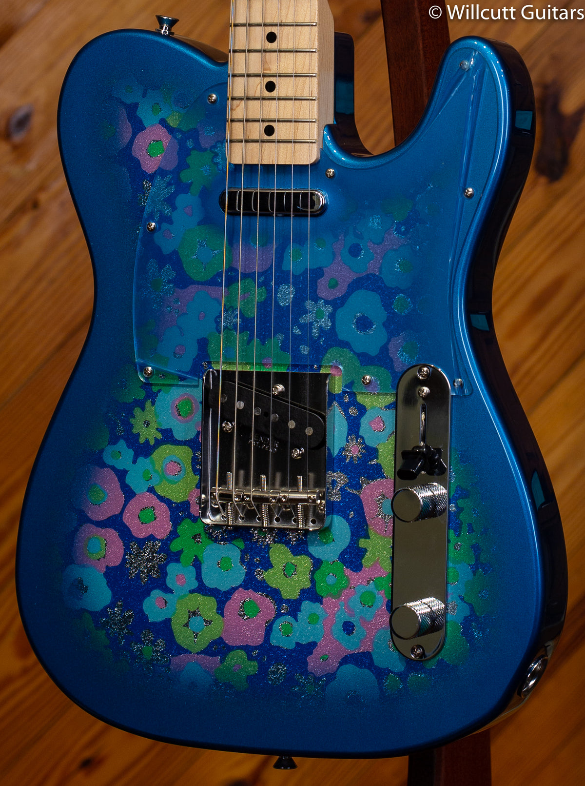 Fender Classic &#39;69 Telecaster Blue Flower DEMO