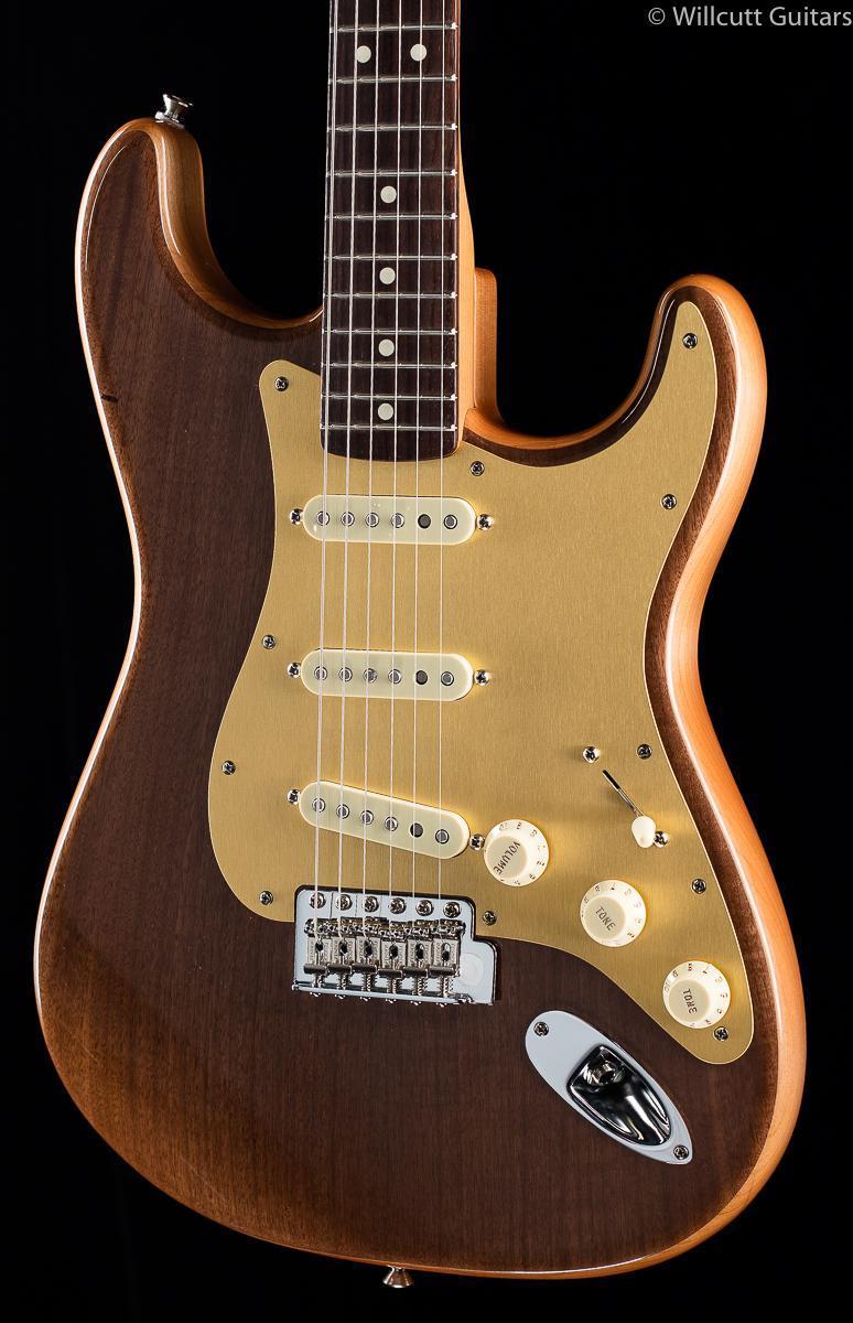 fender-american-custom-ltd-walnut-roasted-stratocaster-905