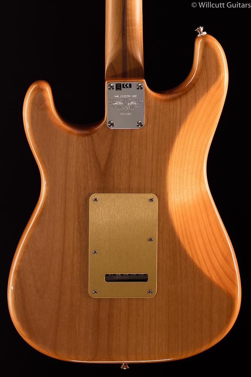 fender-american-custom-ltd-walnut-roasted-stratocaster-907