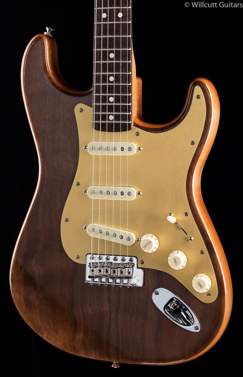 fender-american-custom-ltd-walnut-roasted-stratocaster-929