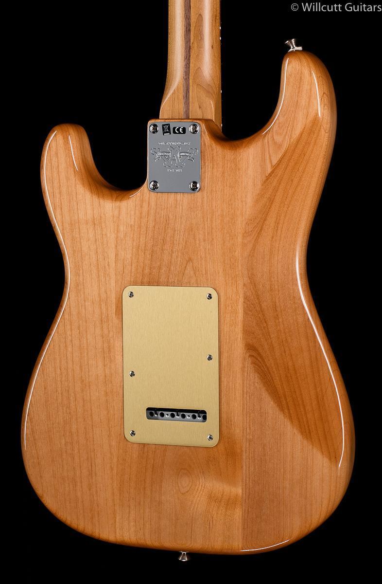 fender-american-custom-ltd-walnut-roasted-stratocaster-939