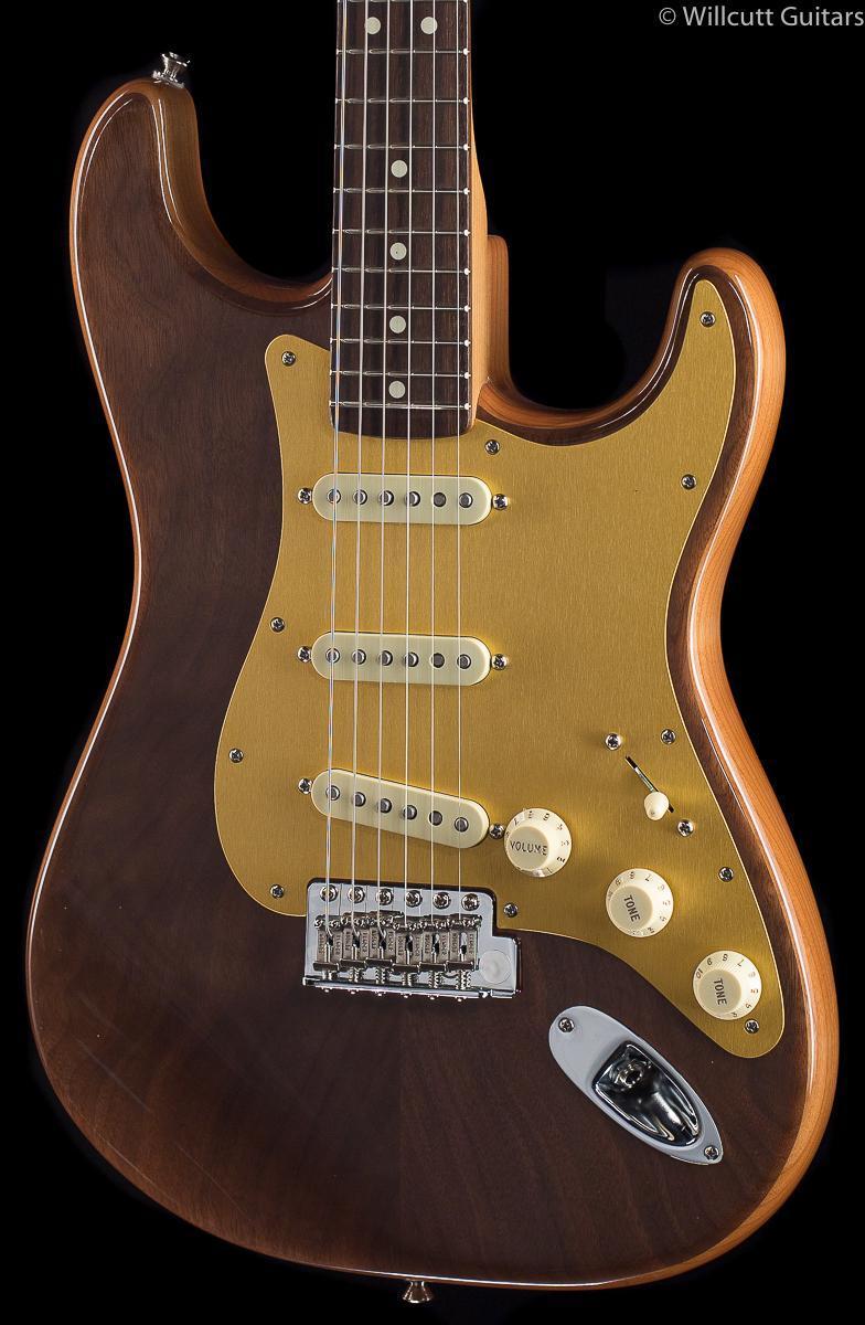 fender-american-custom-ltd-walnut-roasted-stratocaster-942
