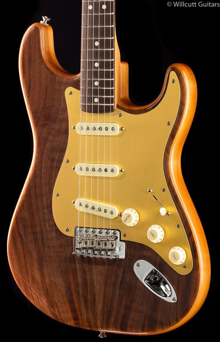 fender-american-custom-ltd-walnut-roasted-stratocaster-952