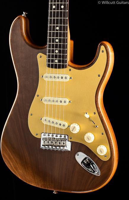 fender-american-custom-ltd-walnut-roasted-stratocaster-954