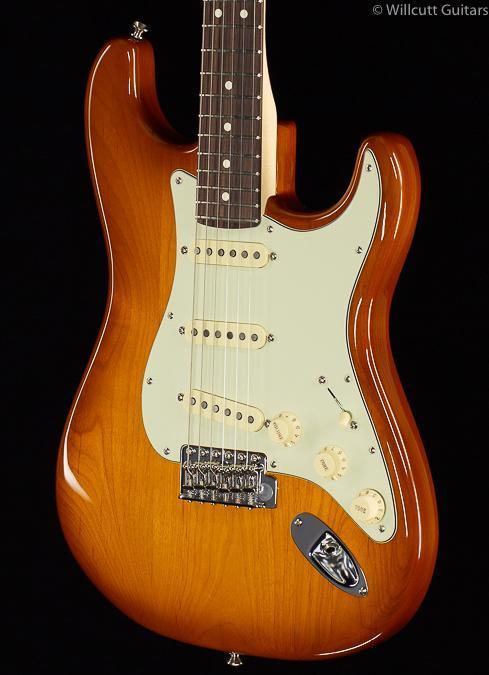 Fender American Performer Stratocaster Honey Burst