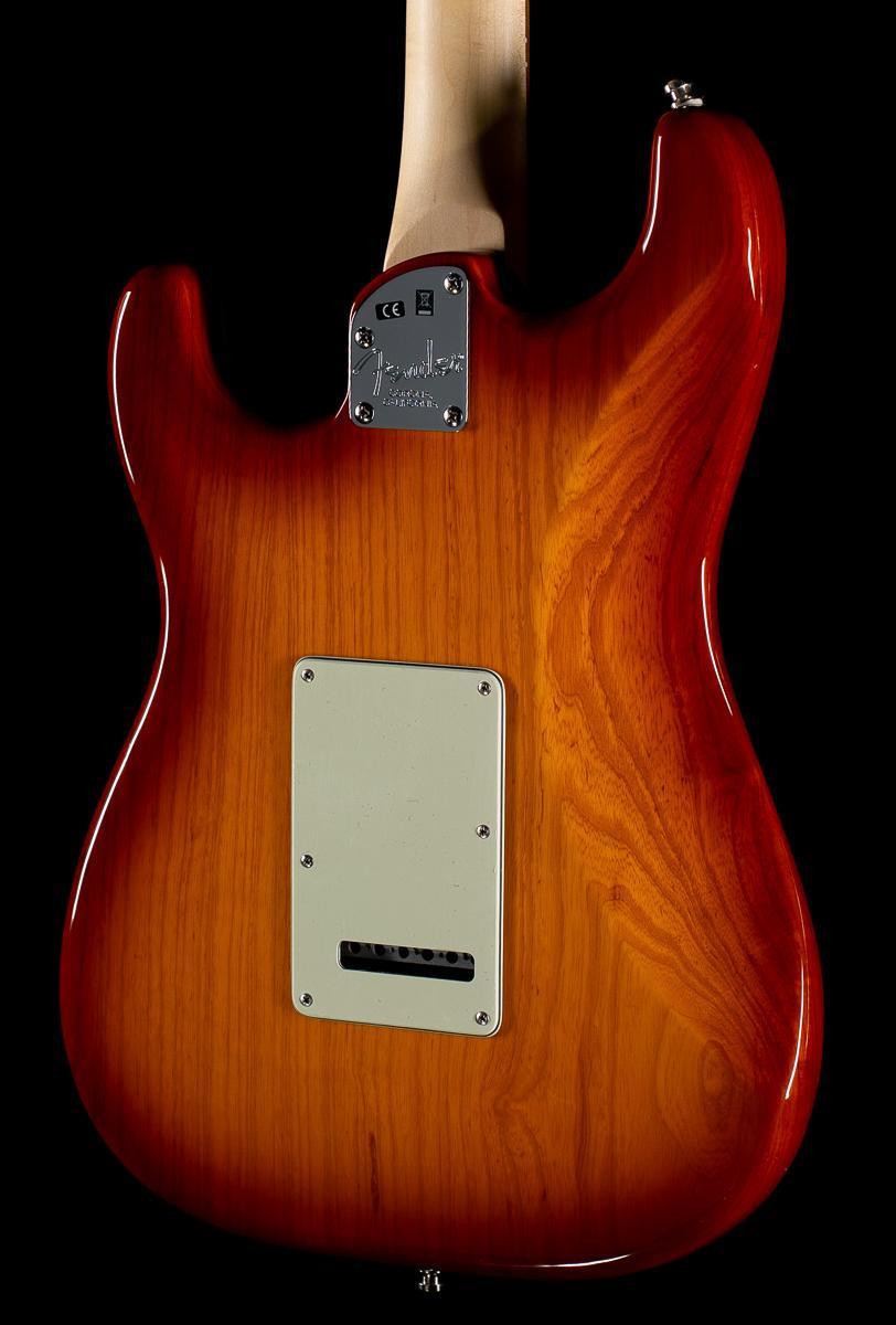 fender-american-elite-stratocaster-tobacco-sunburst-ebony-037