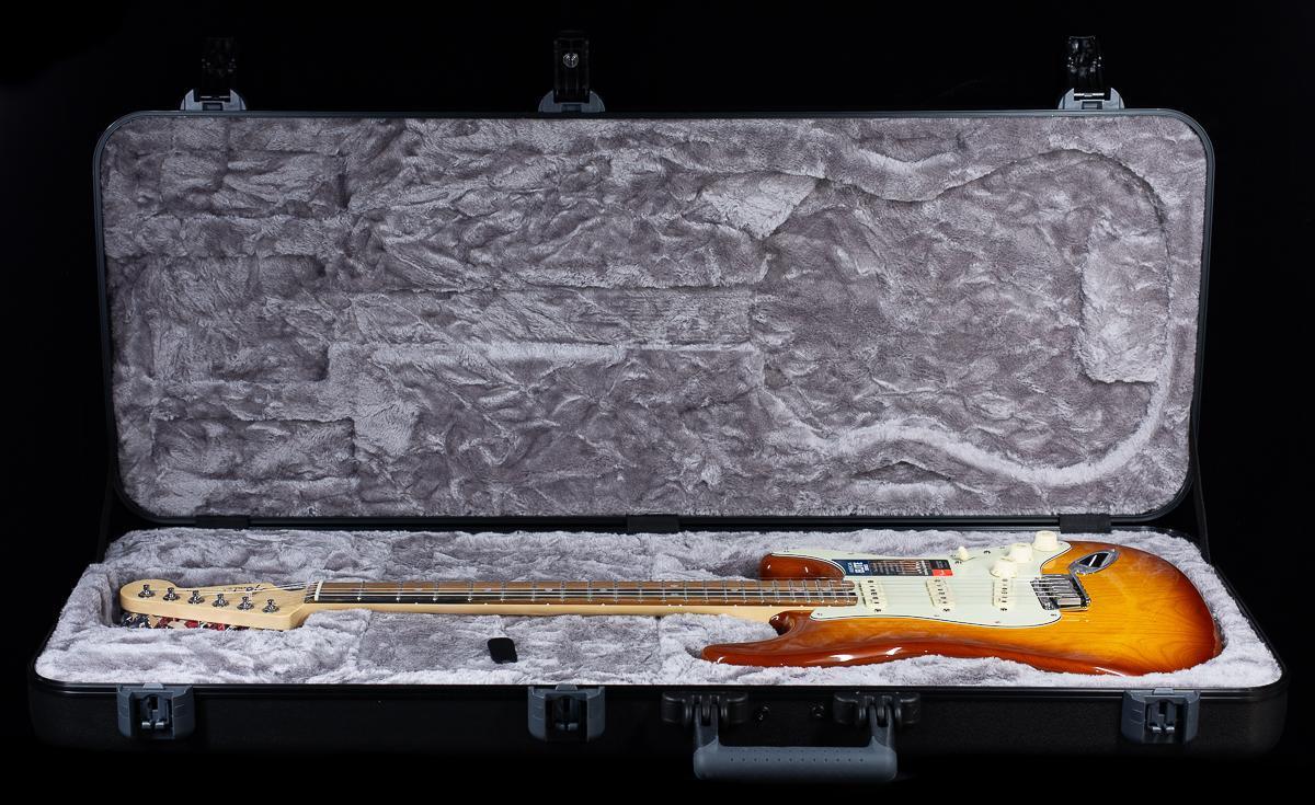fender-american-elite-stratocaster-tobacco-sunburst-ebony-714