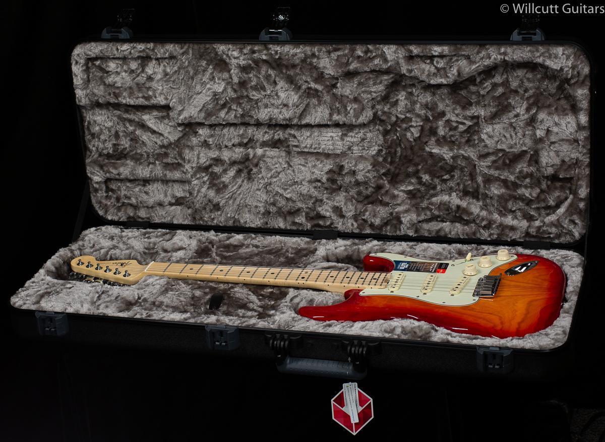 Fender American Elite Stratocaster Aged Cherry Burst Maple