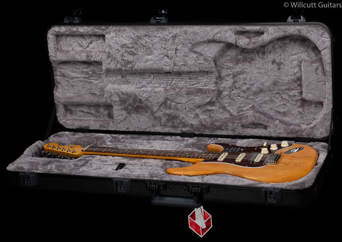 Fender American Ultra Stratocaster HSS Aged Natural (705)