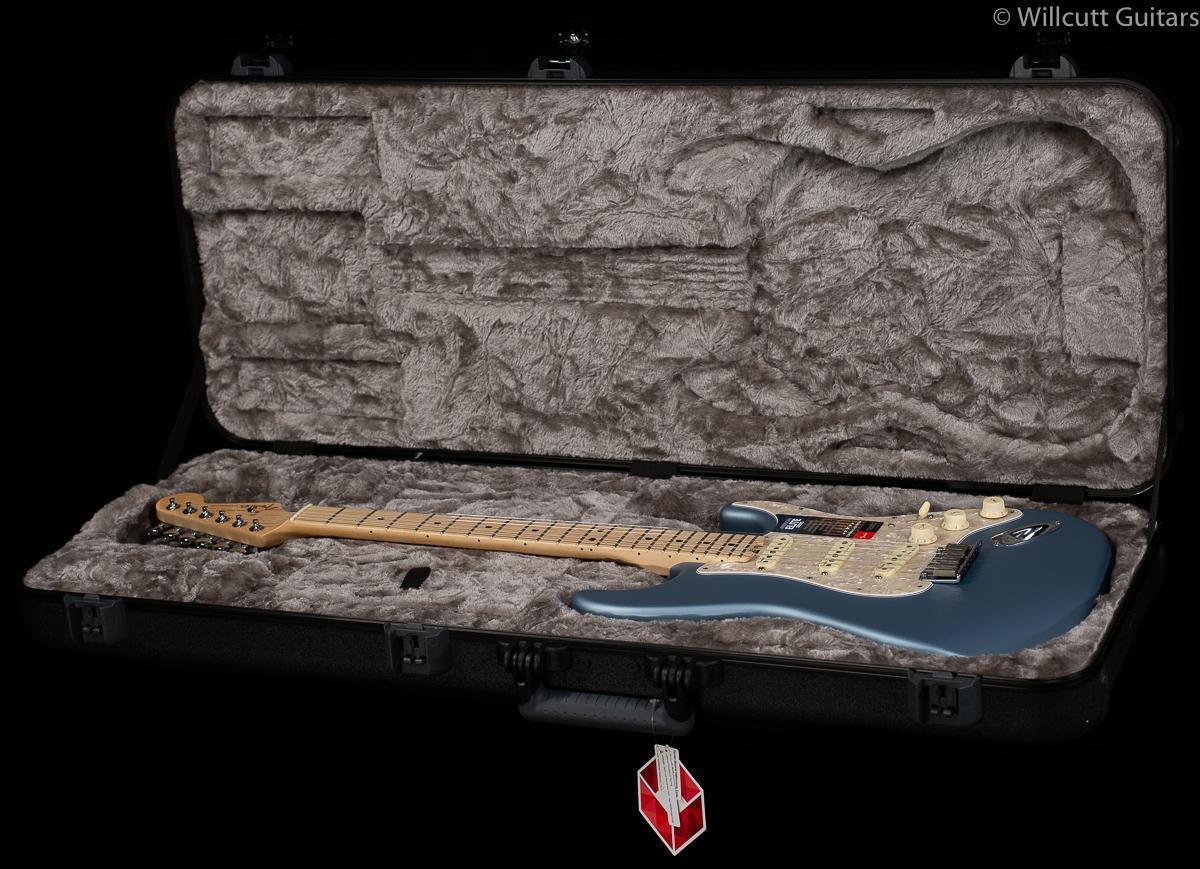 Fender American Elite Stratocaster Satin Ice Blue Metallic