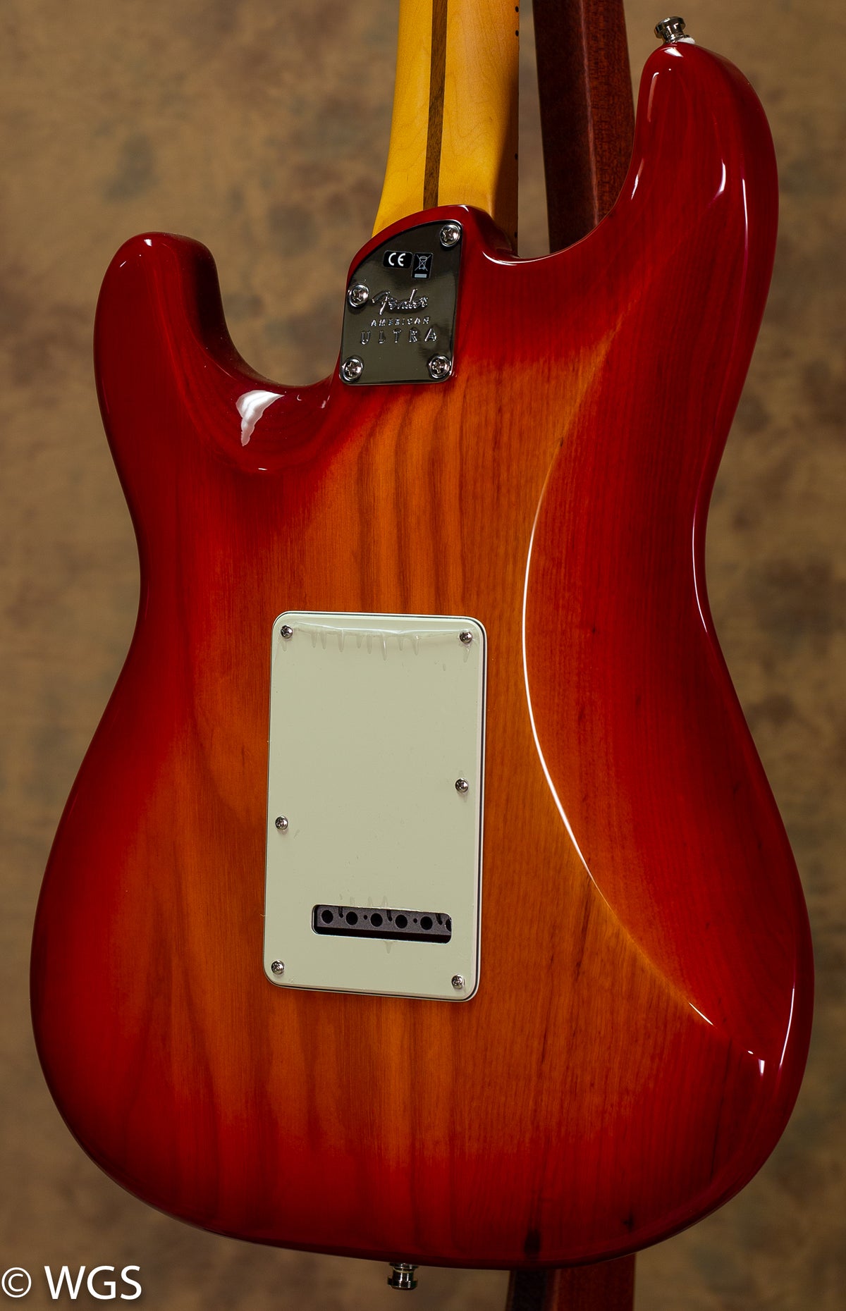 Fender American Ultra Stratocaster Plasma Red Burst Maple (864)