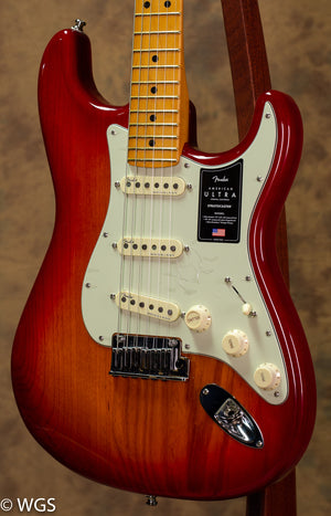 Fender American Ultra Stratocaster Plasma Red Burst Maple (864)