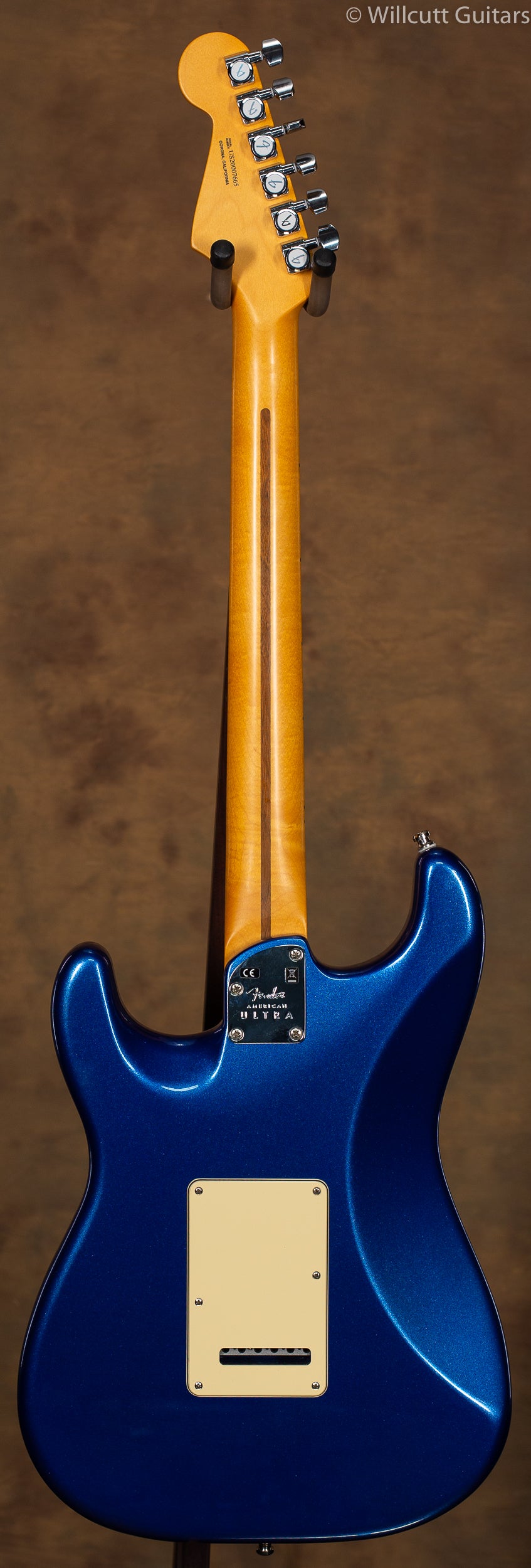 Fender American Ultra Stratocaster Cobra Blue Maple USED