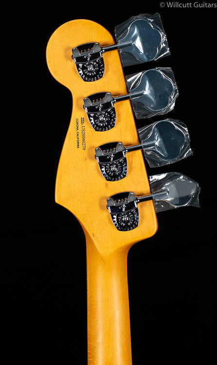 Fender American Ultra Jazz Bass®, Maple Fingerboard, Texas Tea