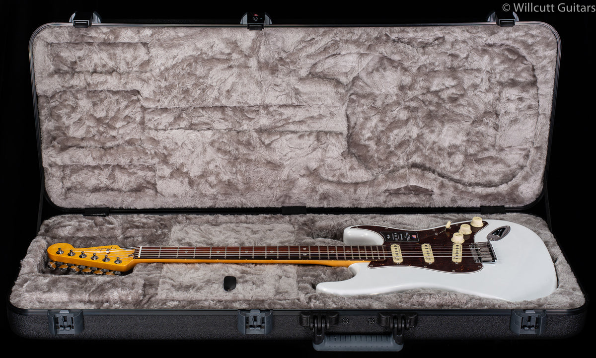 Fender American Ultra Stratocaster Arctic Pearl Rosewood Fingerboard