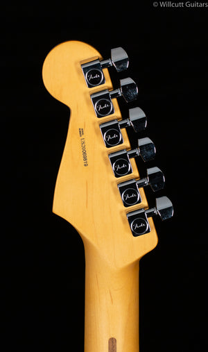 Fender American Professional II Stratocaster® HSS, Maple Fingerboard, Sienna Sunburst