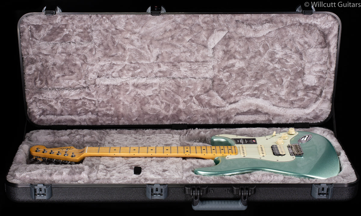 Fender American Professional II Stratocaster® HSS, Maple Fingerboard, Mystic Surf Green