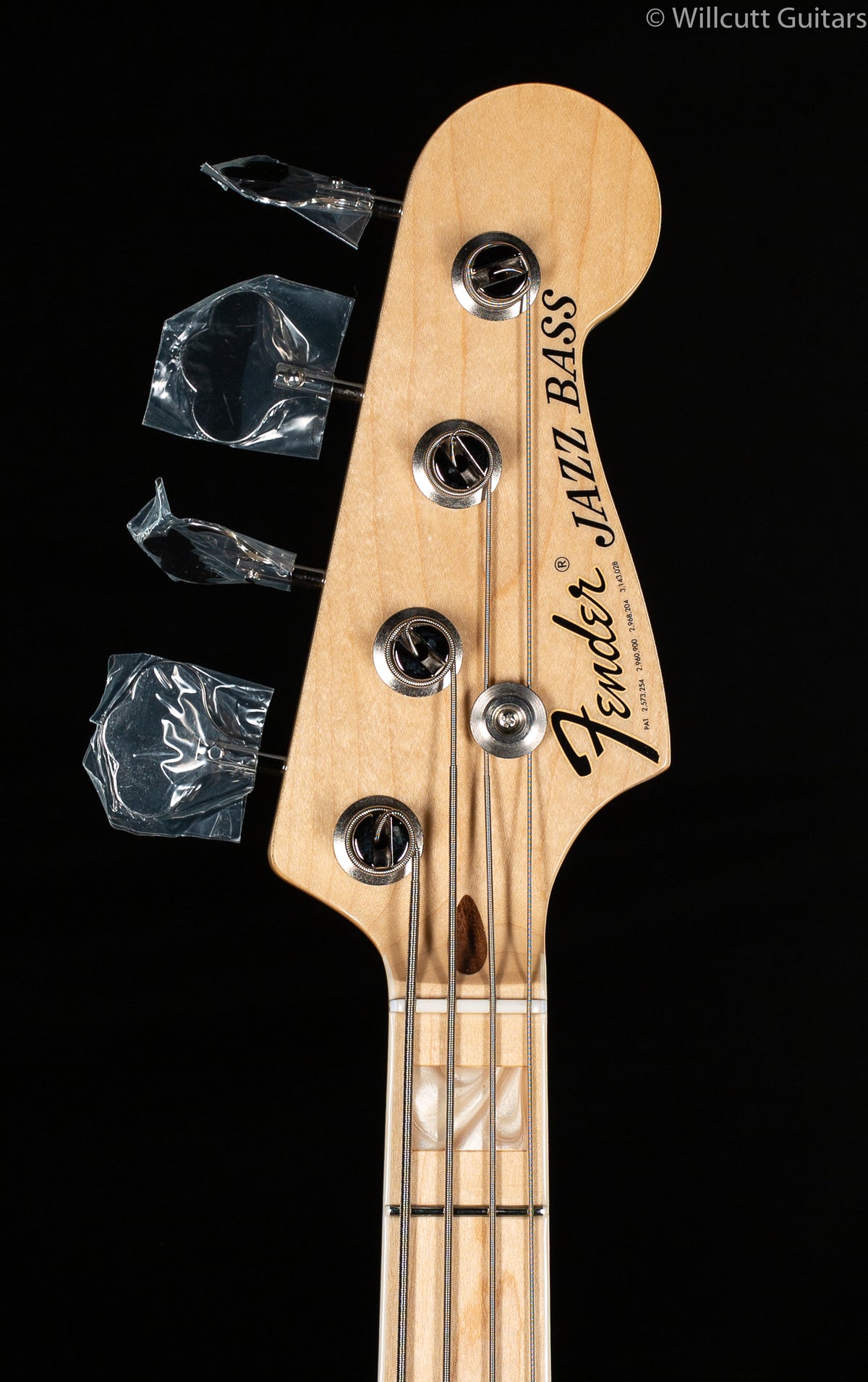 Fender U.S.A. Geddy Lee Jazz Bass®, Maple Fingerboard, Black