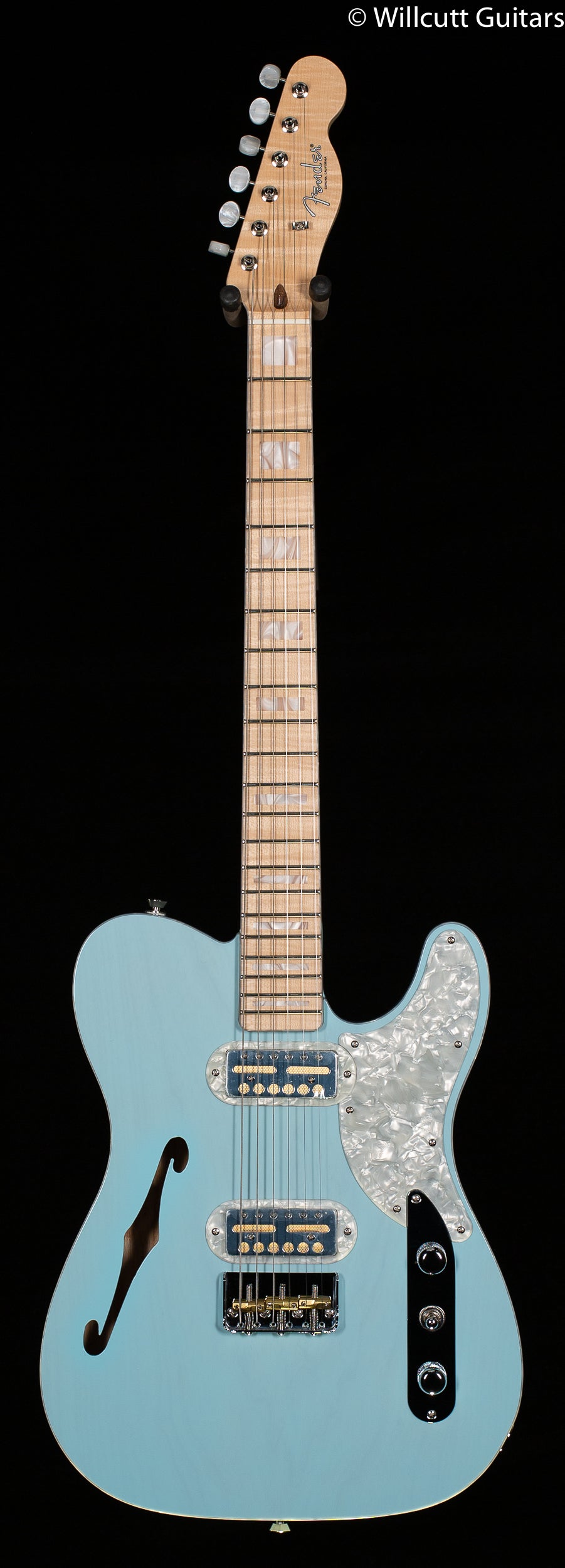 Fender Parallel Universe II Tele Mágico Transparent Daphne Blue Maple Fingerboard