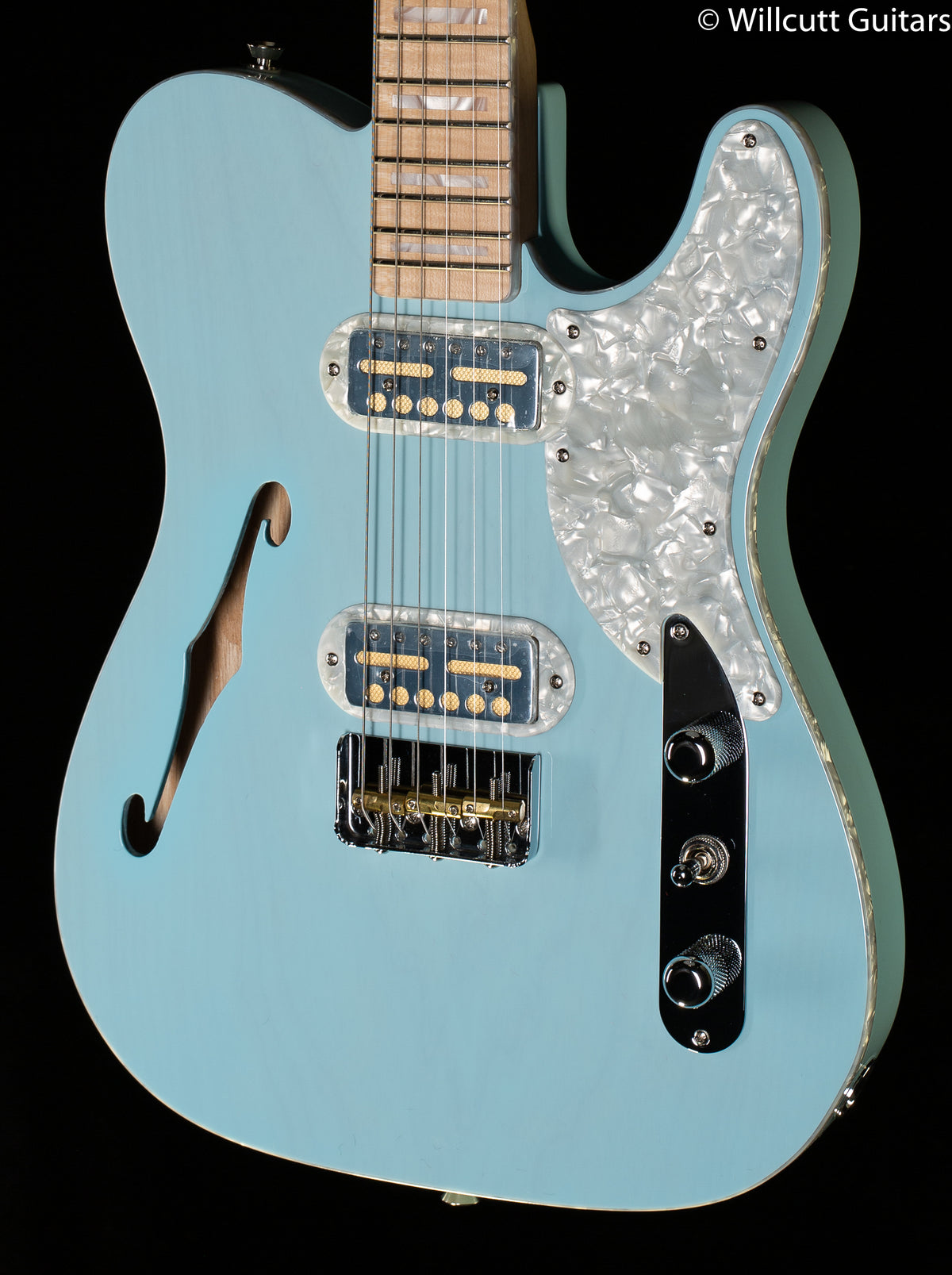 Fender Parallel Universe II Tele Mágico Transparent Daphne Blue Maple Fingerboard