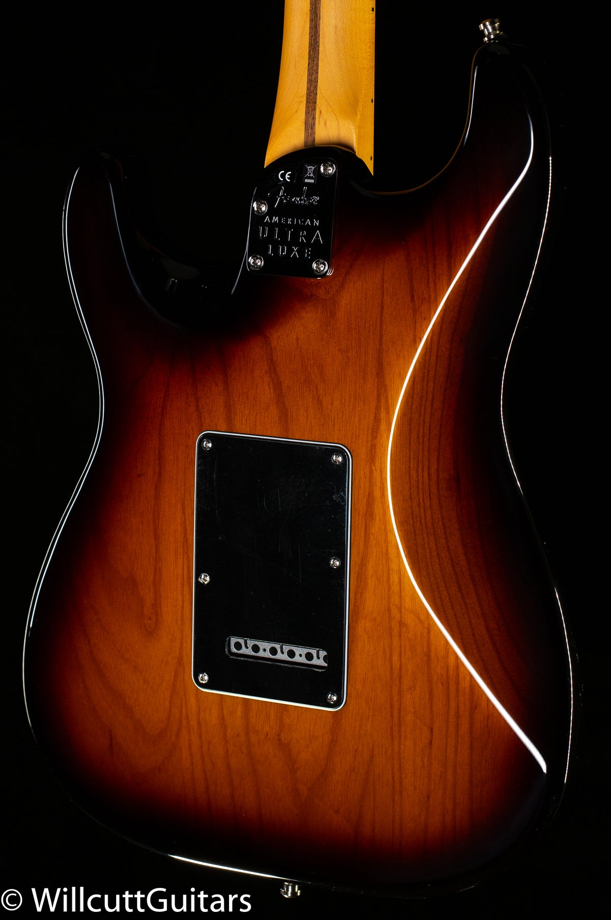 Fender American Ultra Luxe Stratocaster 2-Color Sunburst Maple Fingerboard (295)