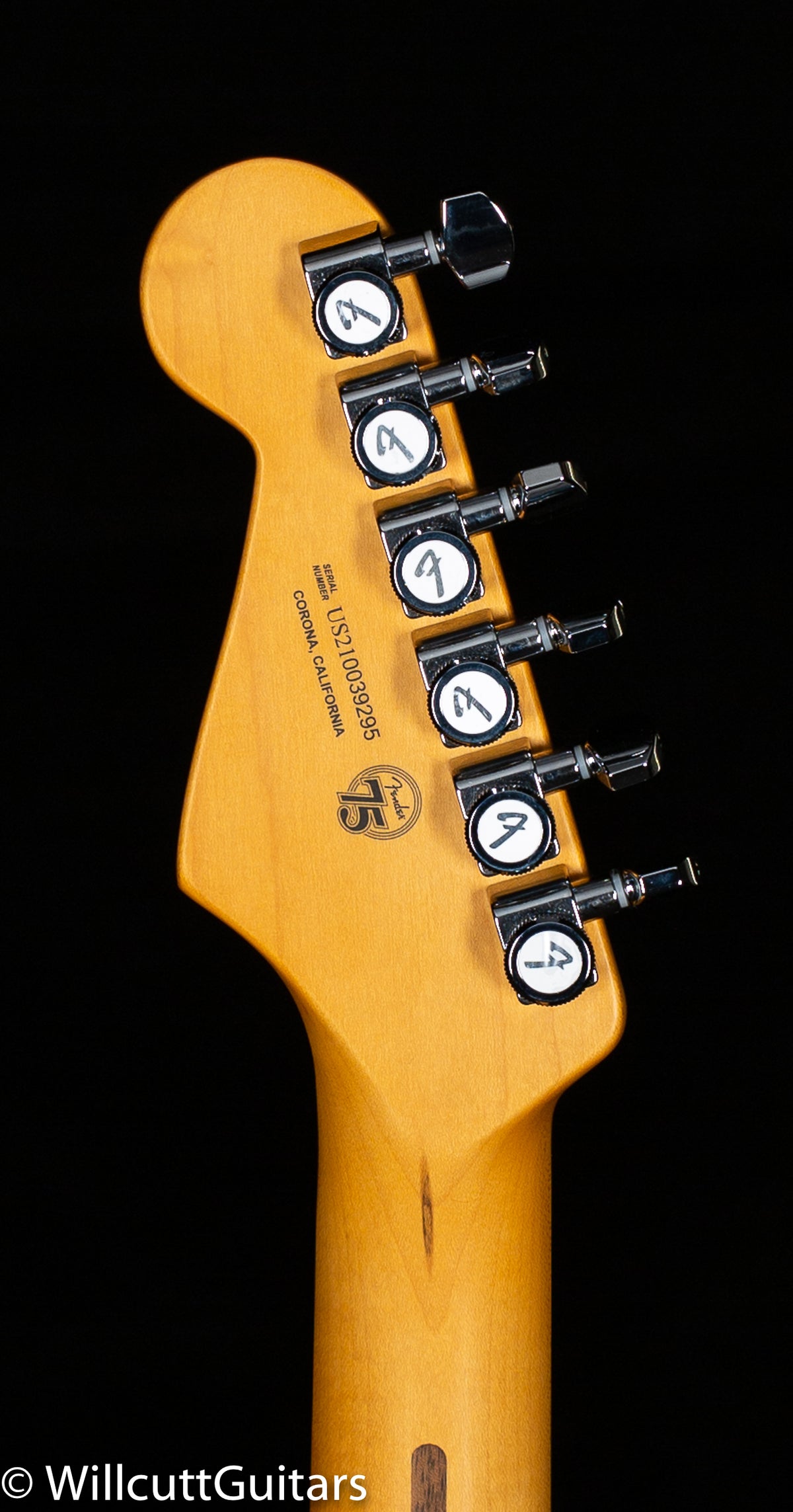 Fender American Ultra Luxe Stratocaster 2-Color Sunburst Maple Fingerboard (295)