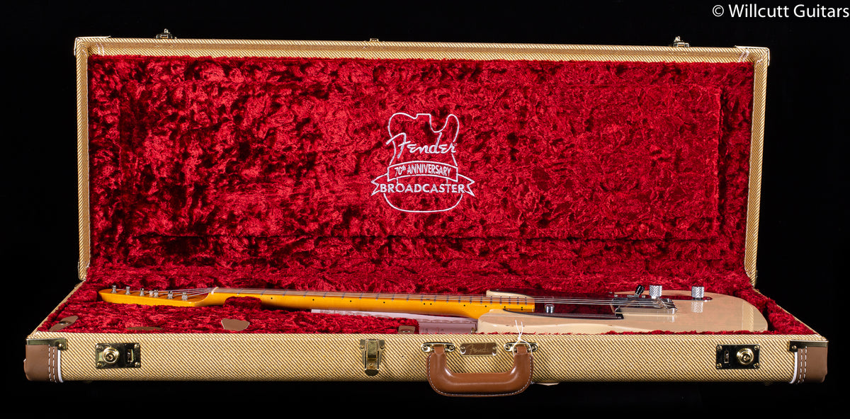 Fender 70th Anniversary Broadcaster Blackguard Blonde Maple Fingerboard Underwood Aged