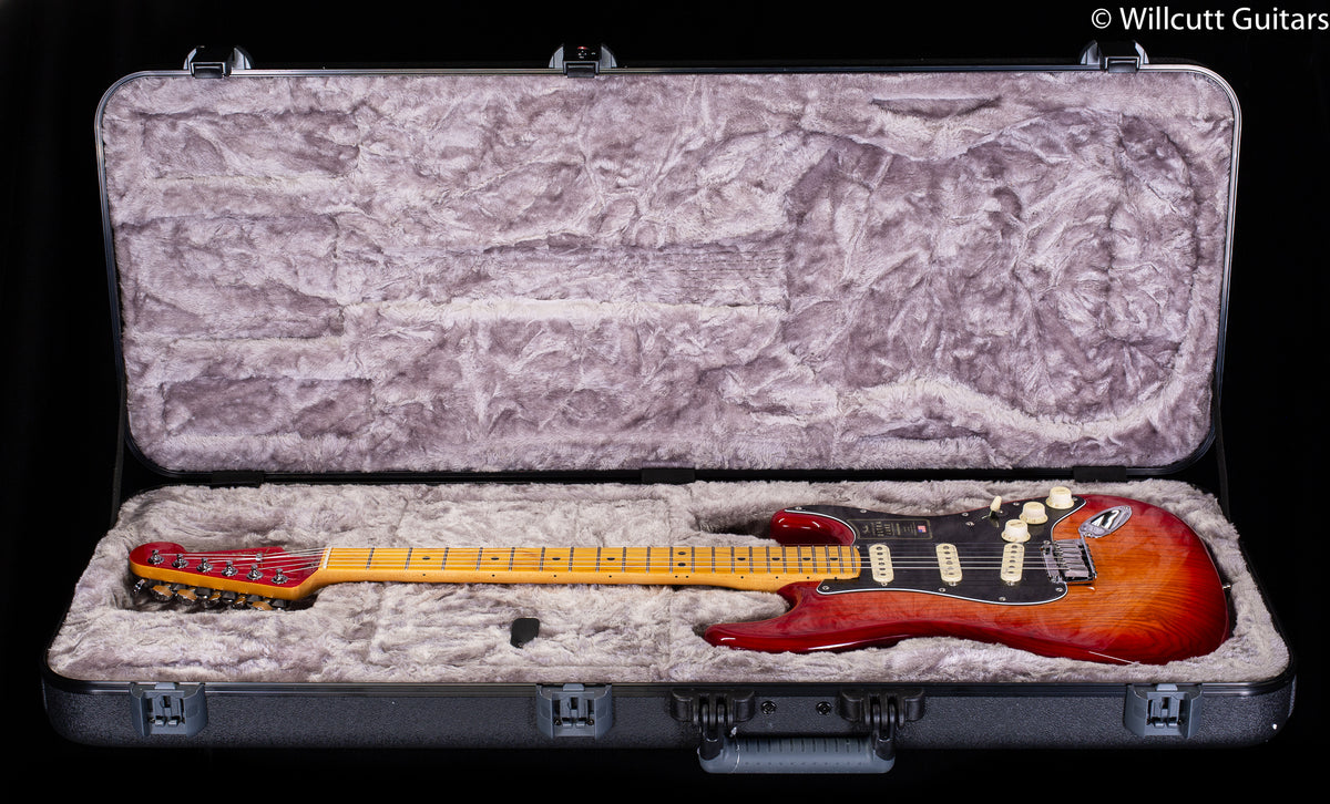Fender American Ultra Luxe Stratocaster Maple Fingerboard Plasma Red Burst (310)