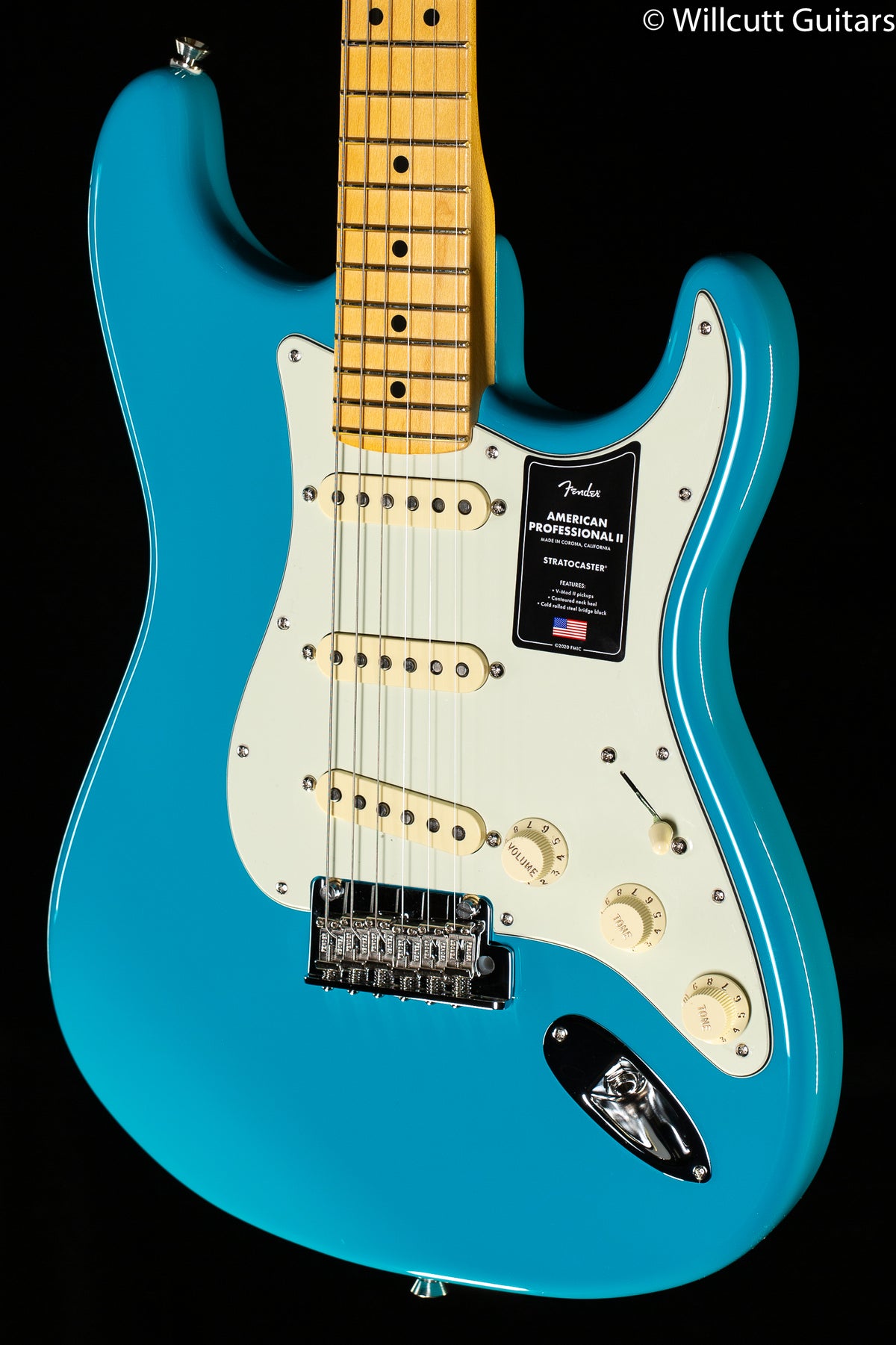 Fender American Professional II Stratocaster Miami Blue Maple Fingerboard (048)