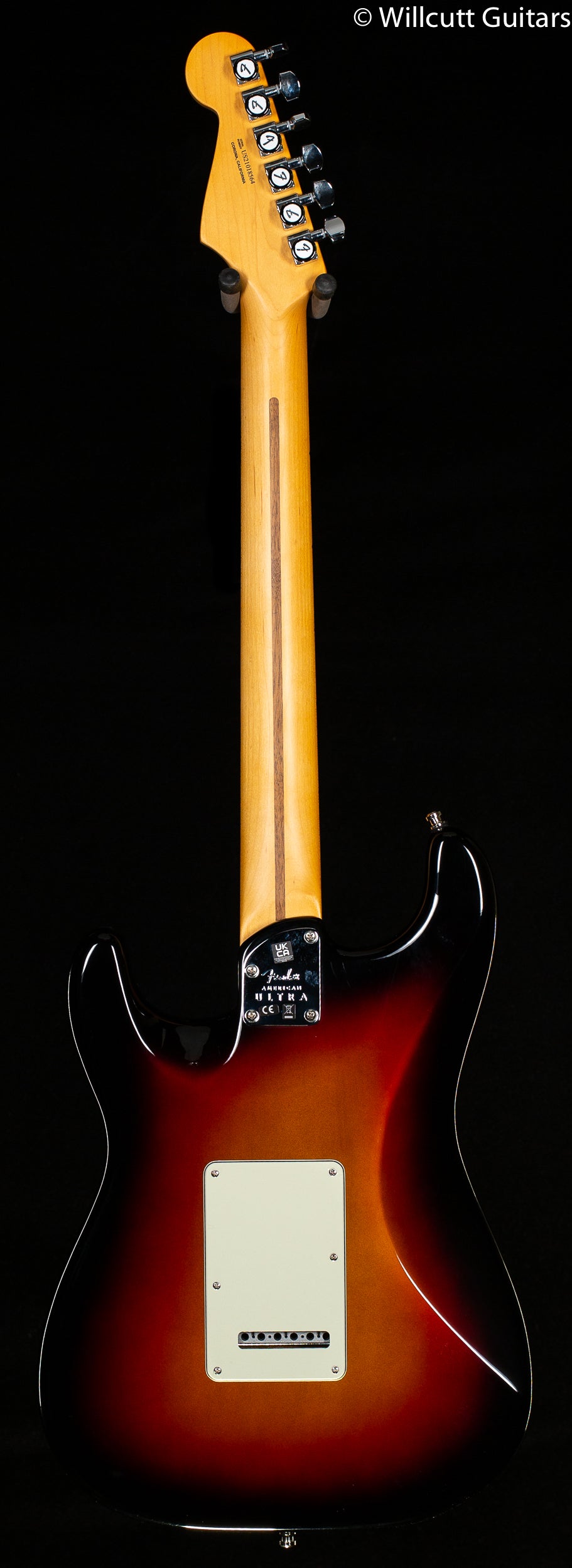 Fender American Ultra Stratocaster Maple Fingerboard Ultraburst (564)