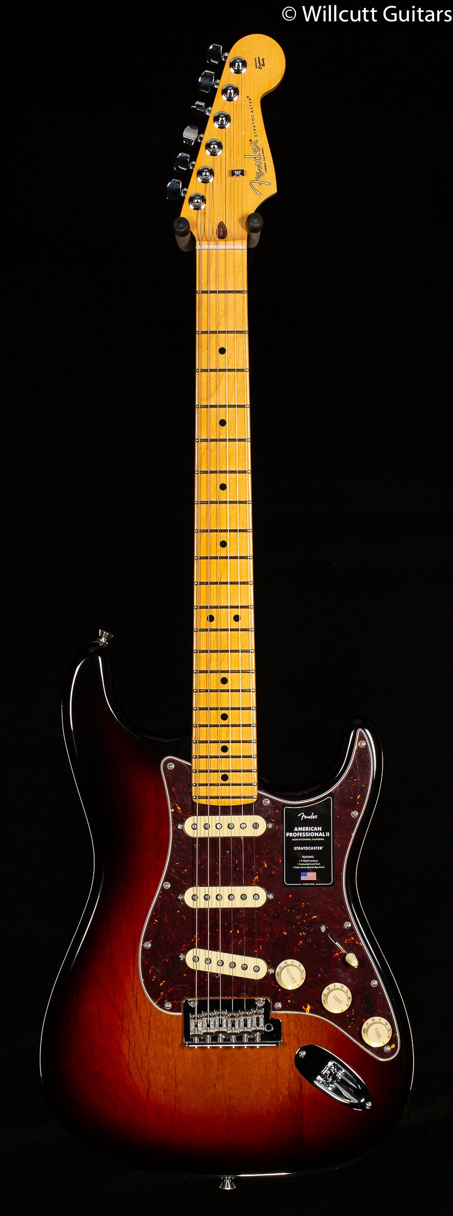 Fender American Professional II Stratocaster 3-Color Sunburst Maple Fingerboard (951)