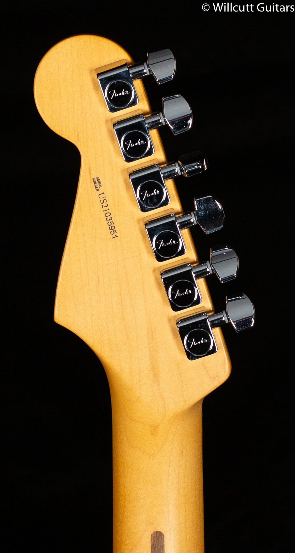 Fender American Professional II Stratocaster 3-Color Sunburst Maple Fingerboard (951)