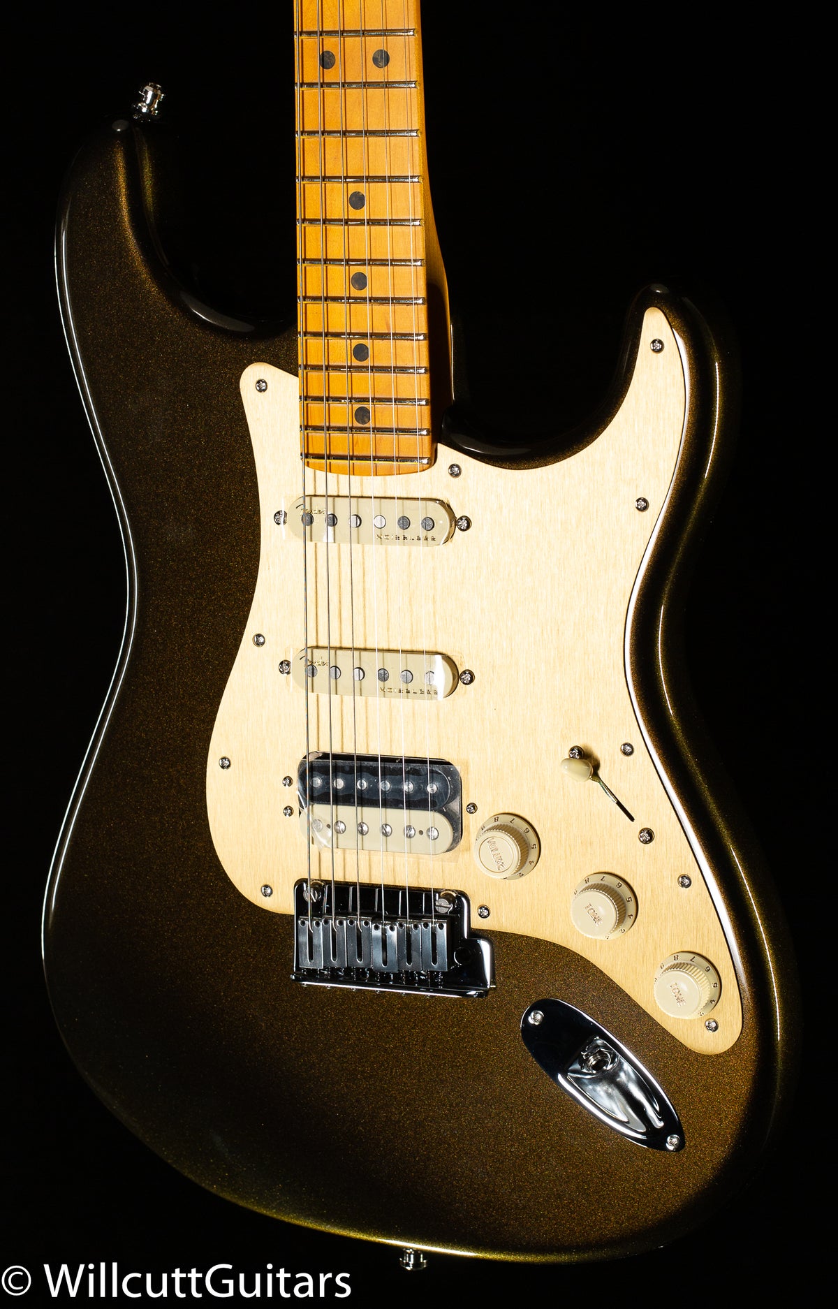 Fender American Ultra Stratocaster HSS Maple Fingerboard Texas Tea (148)