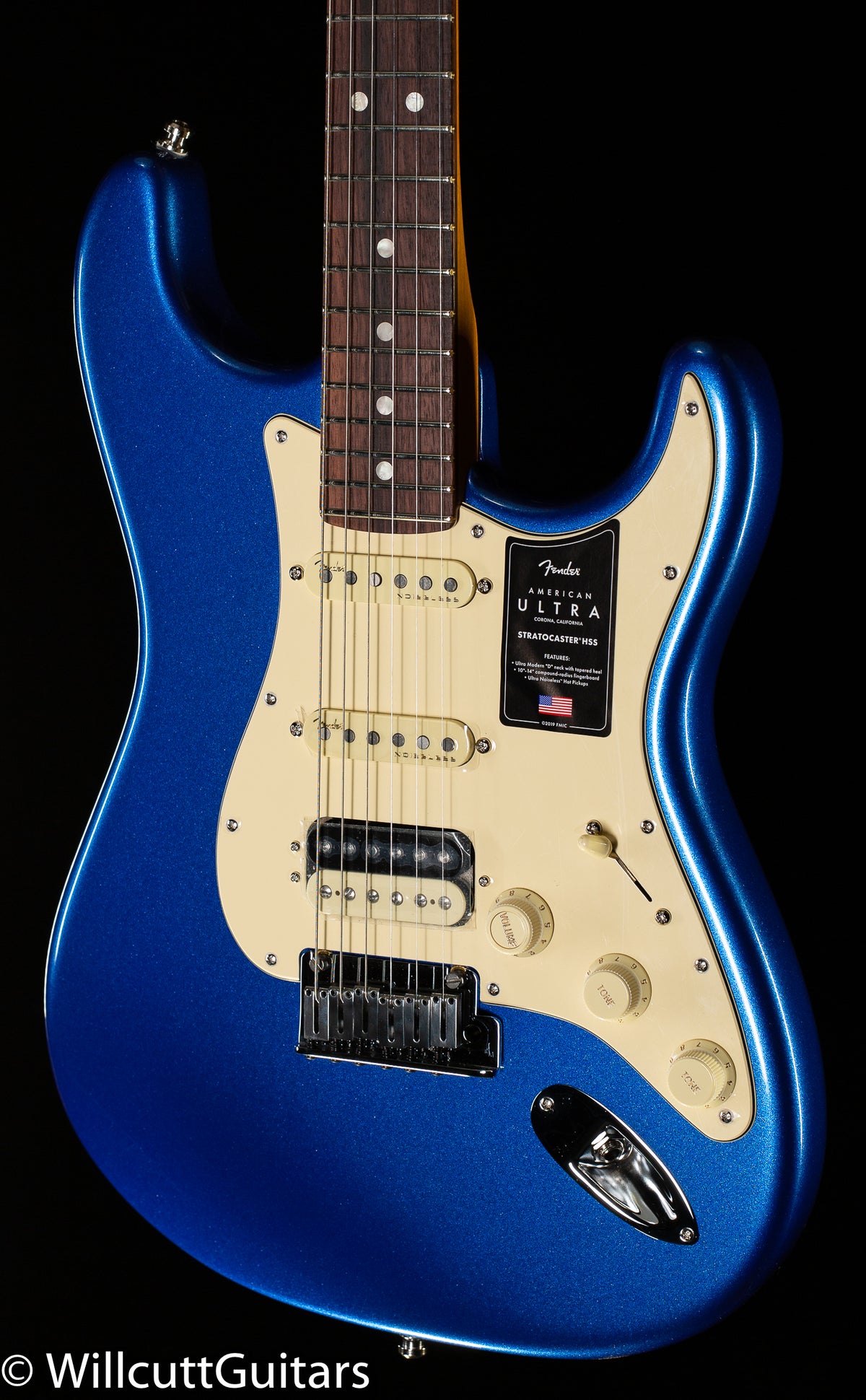 Fender American Ultra ストラトキャスターコブラブルー Amazon.com: Fender American Ultra Stratocaster - Cobra Blue with