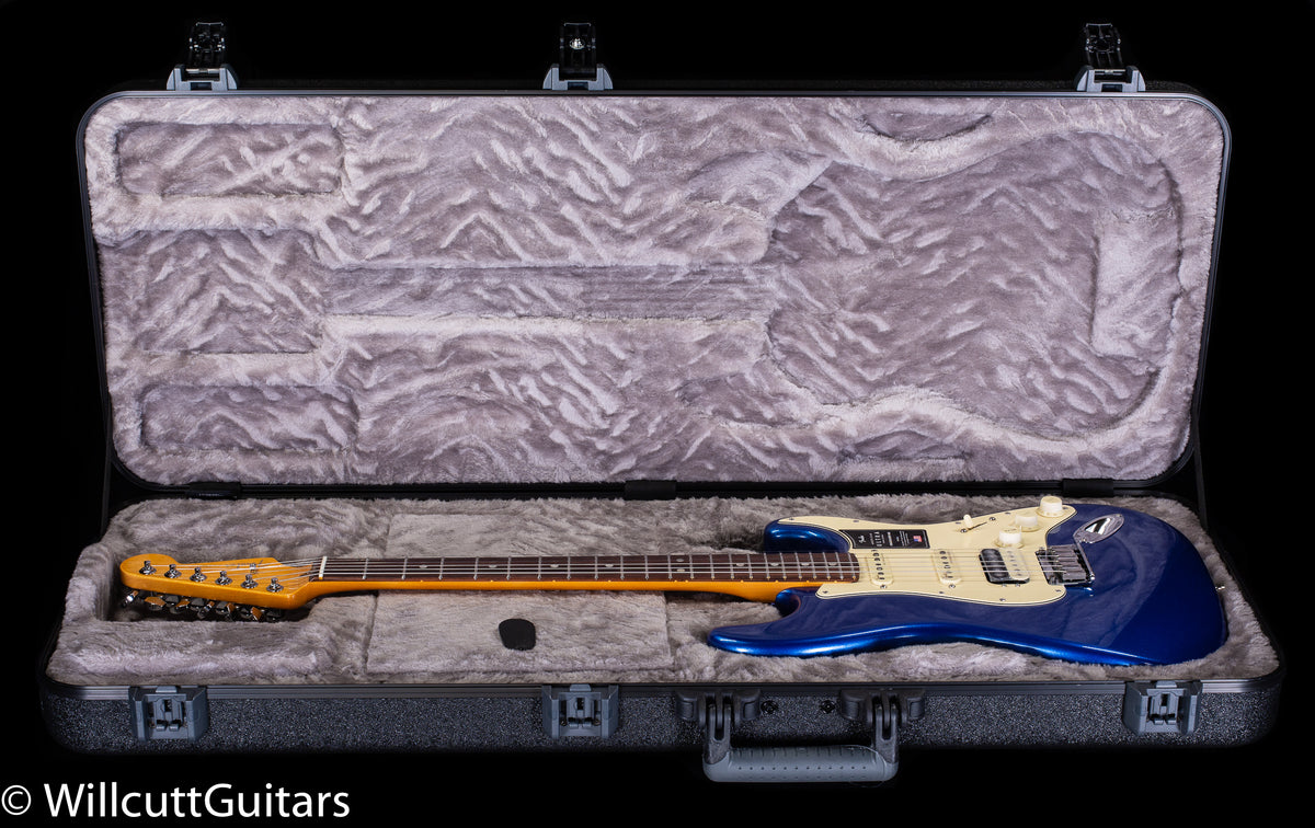 Fender American Ultra Stratocaster HSS Rosewood Fingerboard Cobra Blue (210)