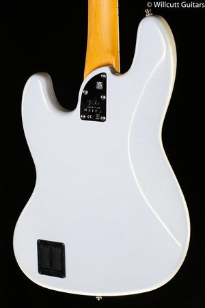 Fender American Ultra Jazz Bass Rosewood Fingerboard Arctic Pearl (538)