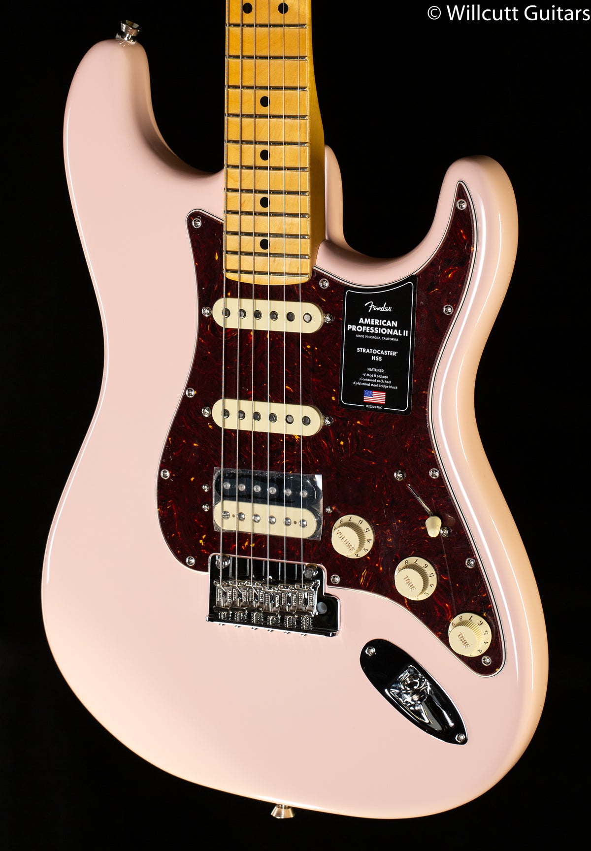 Fender Limited Edition American Professional II Stratocaster HSS Shell Pink (094)