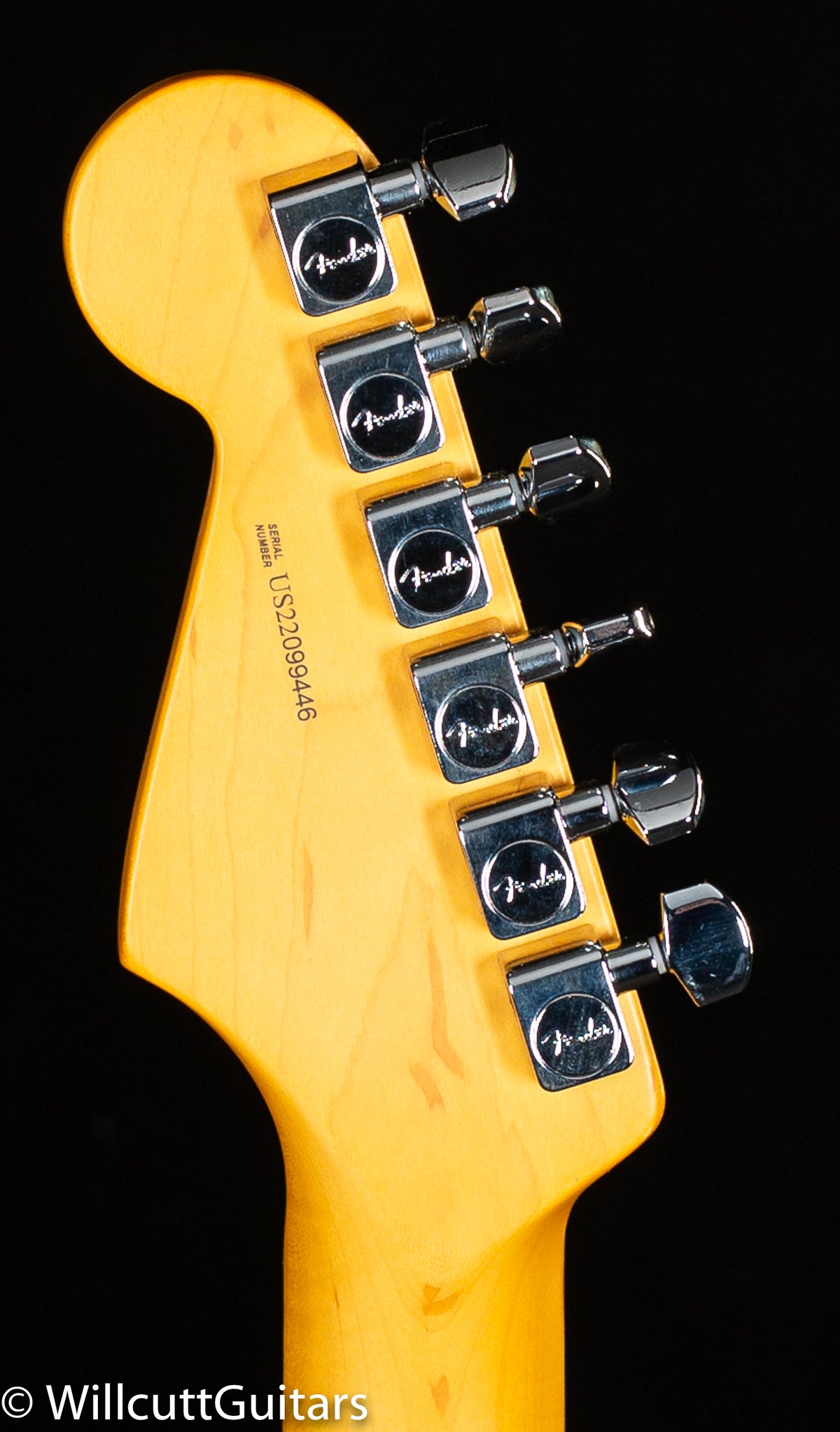 Fender American Professional II Stratocaster HSS Maple Fingerboard Olympic White (446)