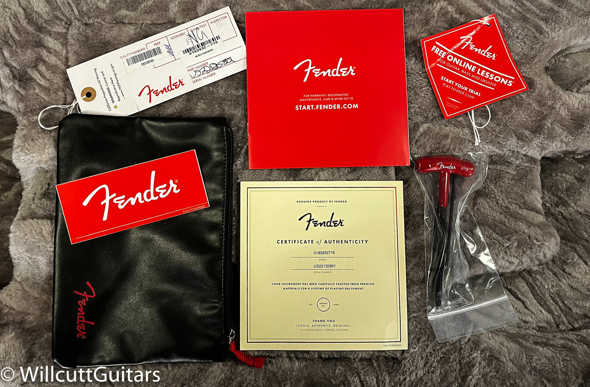 Fender American Professional II Precision Bass Maple Fingerboard Miami Blue (801)