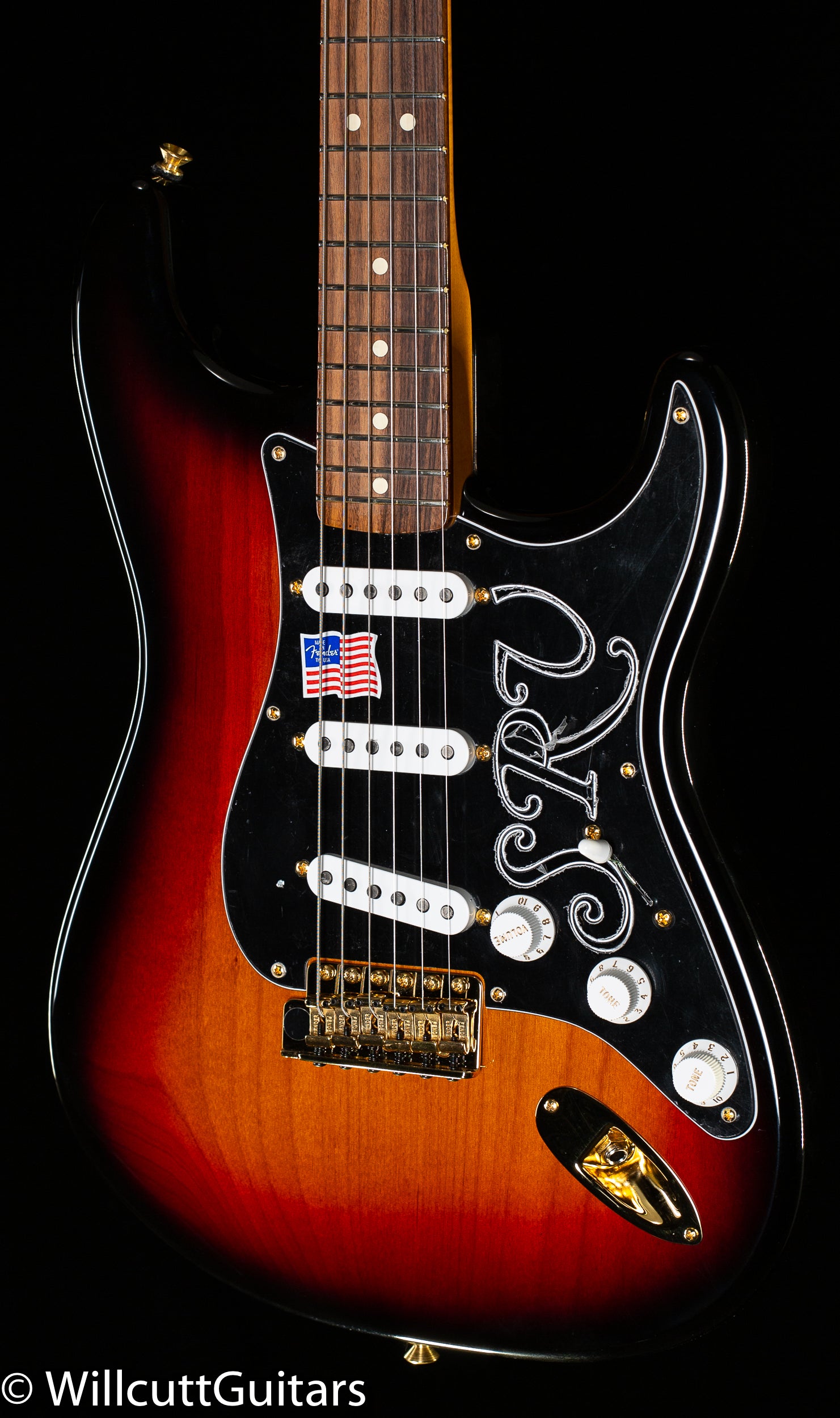 Fender Stevie Ray Vaughan Stratocaster 改 Fender Stevie Ray Vaughan Stratocaster - 3-color Sunburst