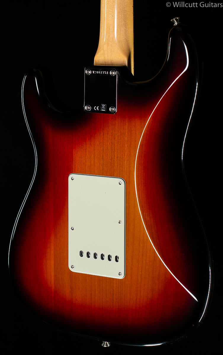 DEMO Fender American Original &#39;60s Stratocaster 3-Color Sunburst