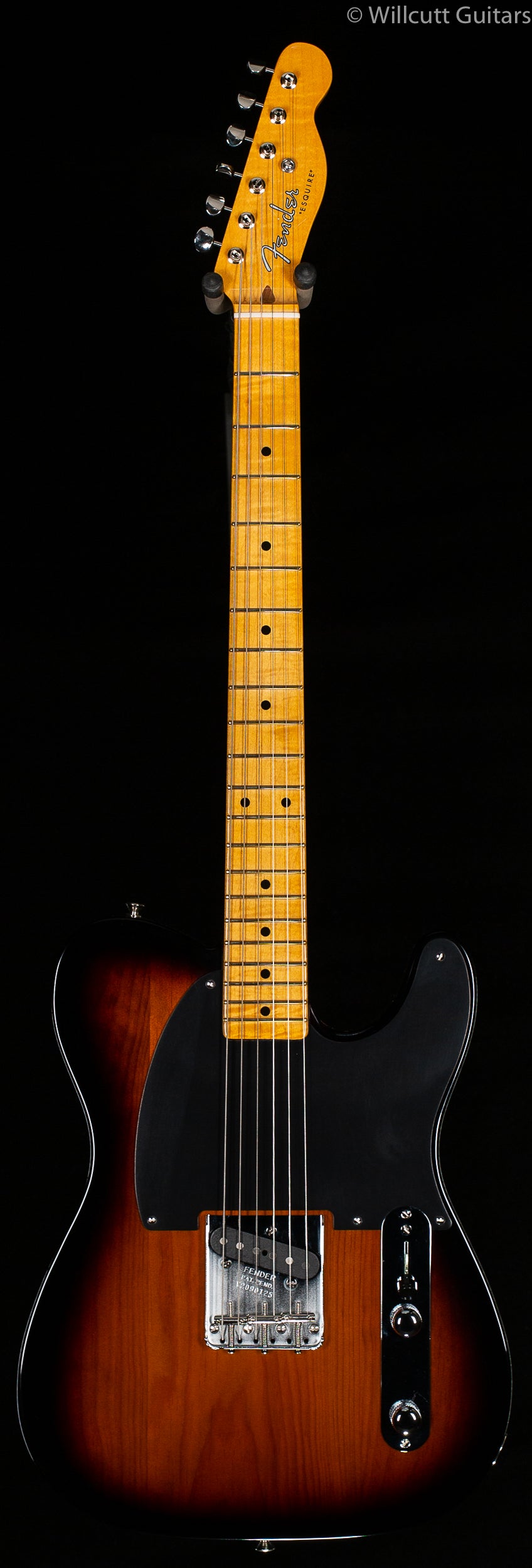 Fender 70th Anniversary Esquire 2-Color Sunburst Maple Fingerboard