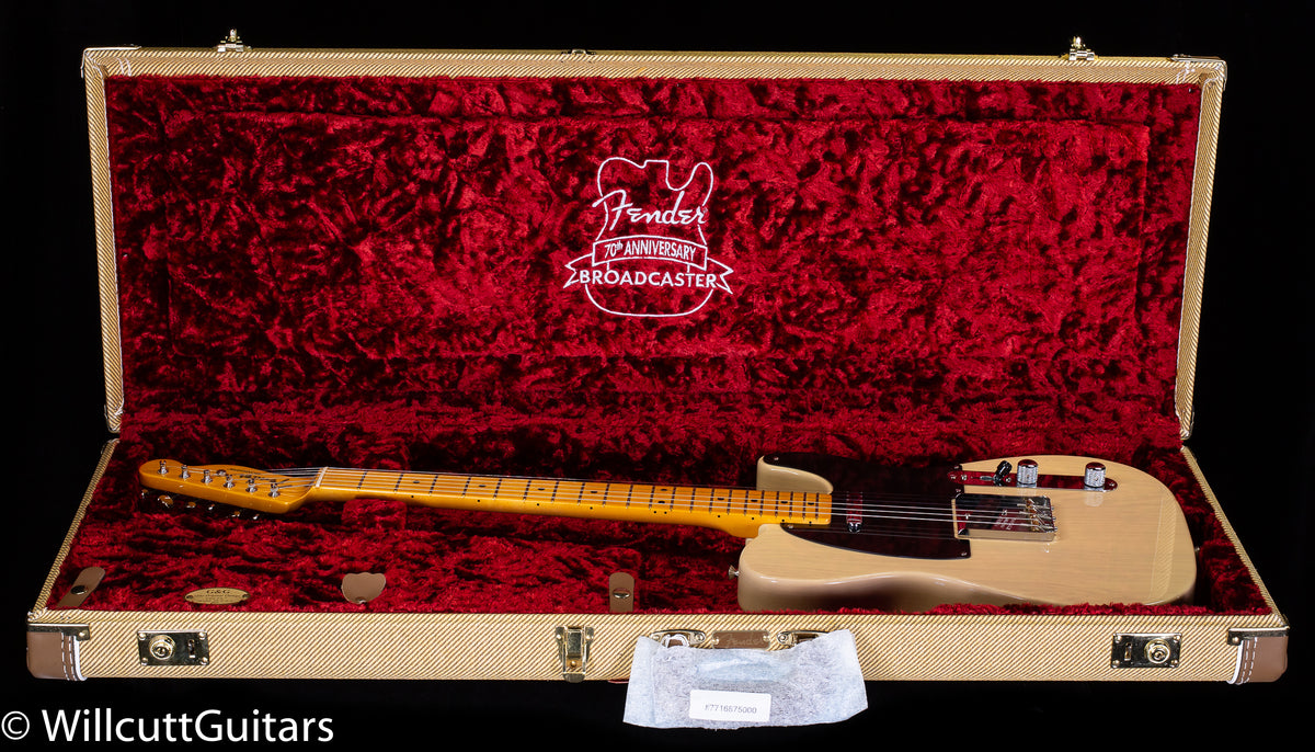 Fender 70th Anniversary Broadcaster Maple Fingerboard Blackguard Blonde (489)