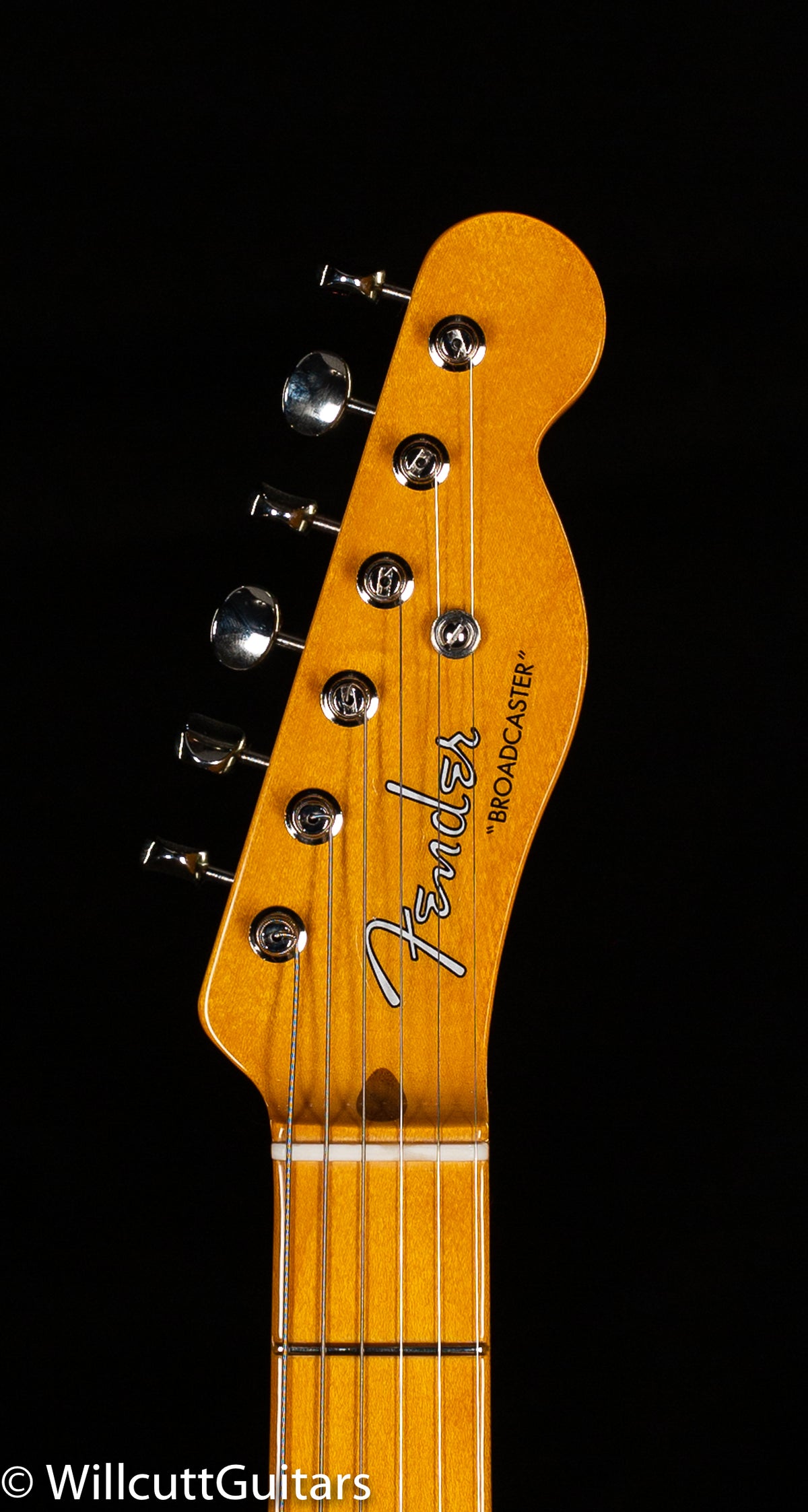 Fender 70th Anniversary Broadcaster Blackguard Blonde Maple Fingerboard