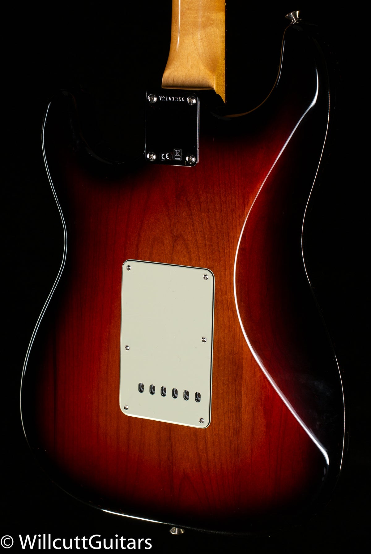 DEMO Fender American Original &#39;60s Stratocaster 3-Color Sunburst