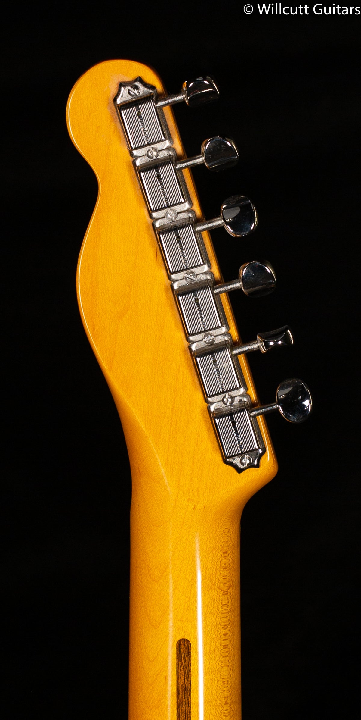 Fender 70th Anniversary Broadcaster Blackguard Blonde Maple Fingerboard