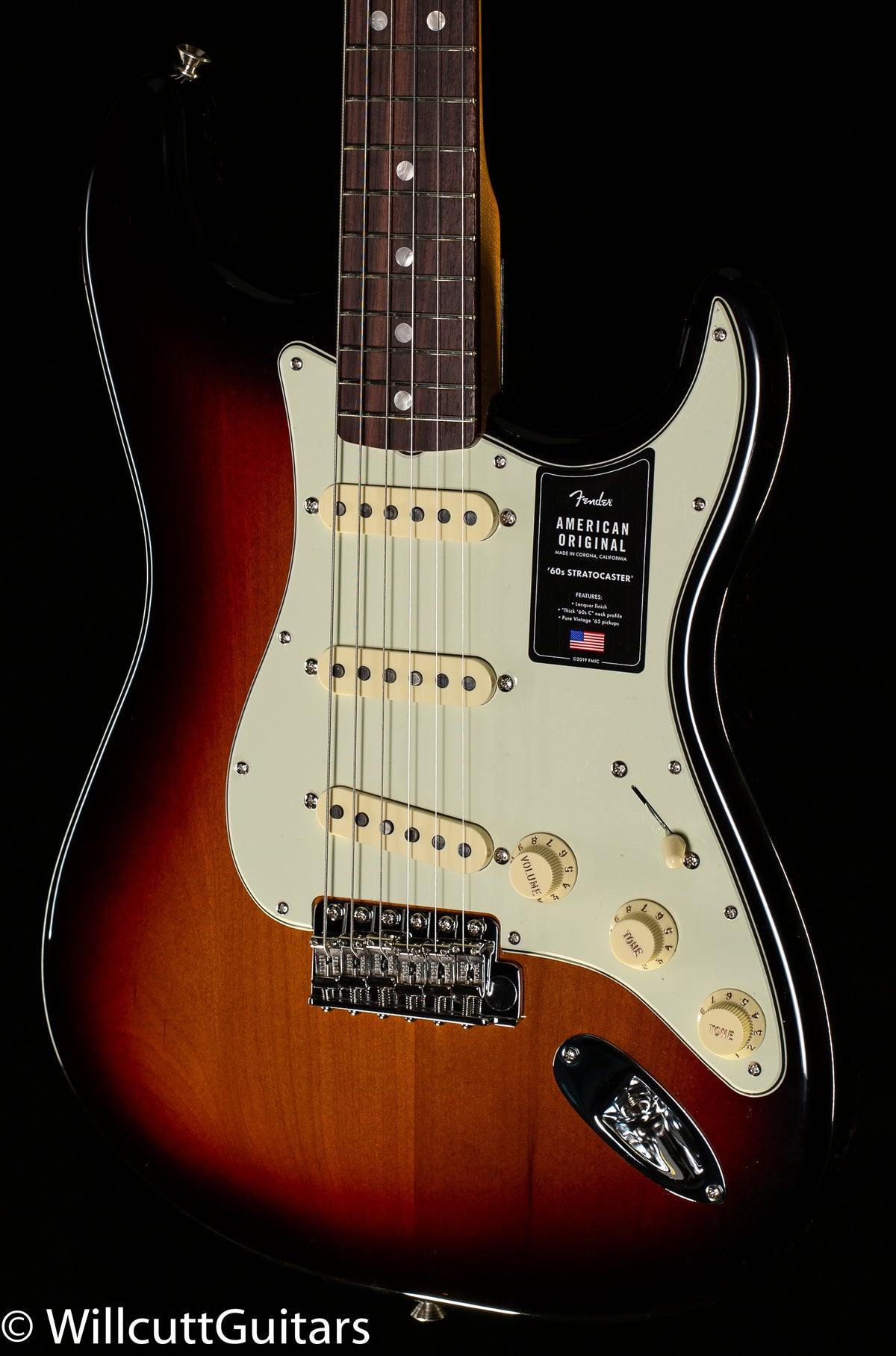 DEMO Fender American Original &#39;60s Stratocaster 3-Color Sunburst