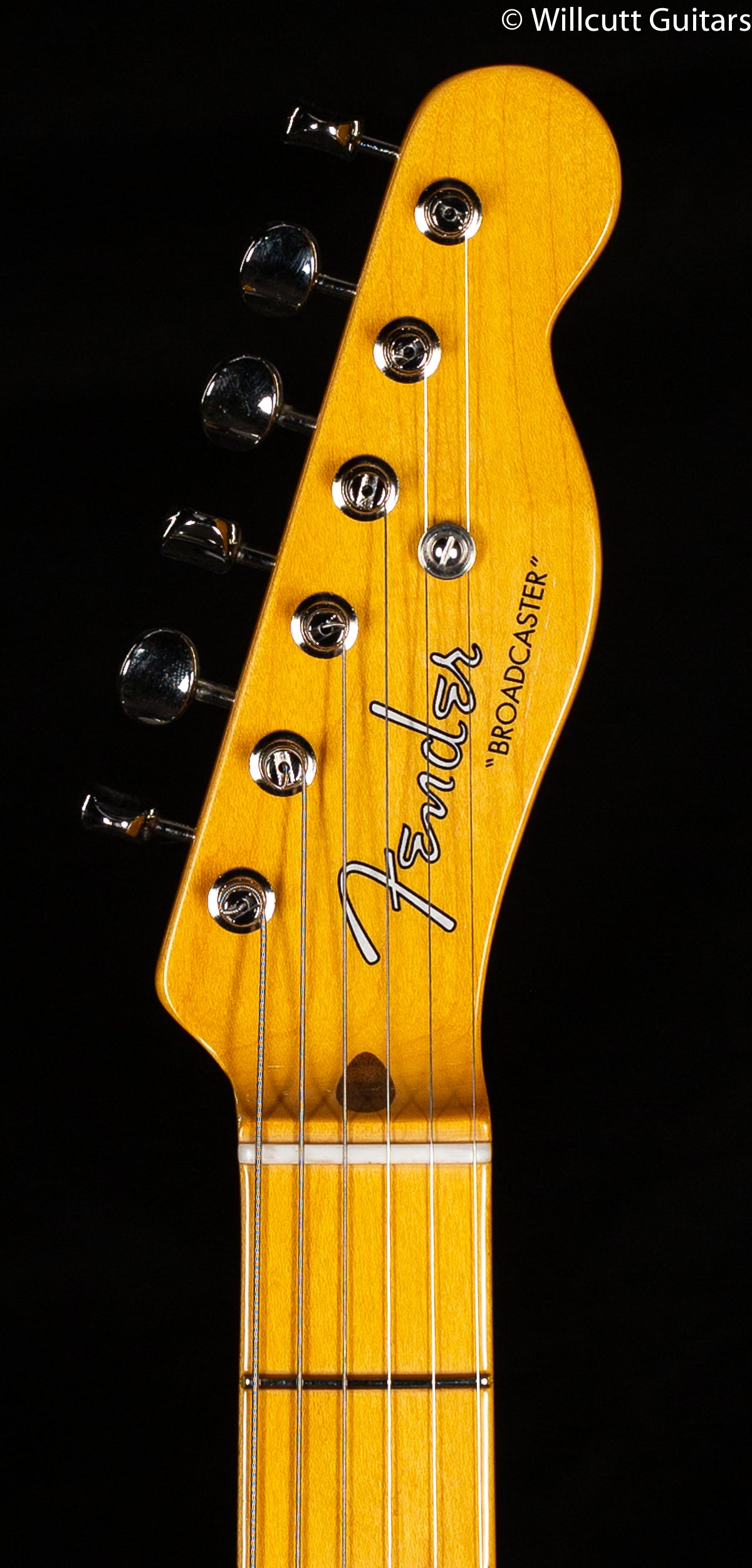 Fender 70th Anniversary Broadcaster Blackguard Blonde Maple Fingerboard
