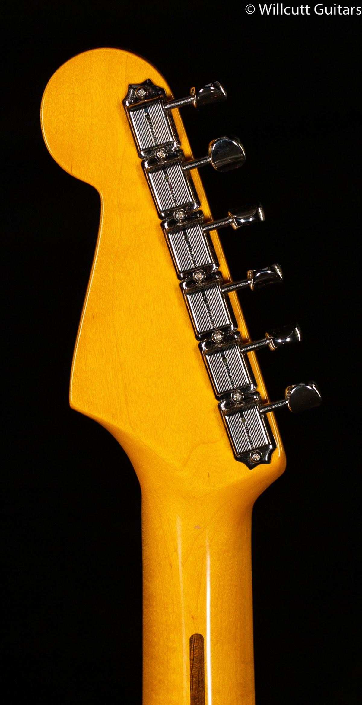 Fender American Vintage II 1957 Stratocaster Maple Fingerboard 2-Color Sunburst (556)